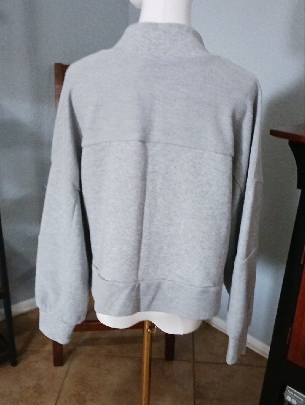 Belldini Light Gray Grommet-Front Pullover Hoodie - Picture 10 of 15